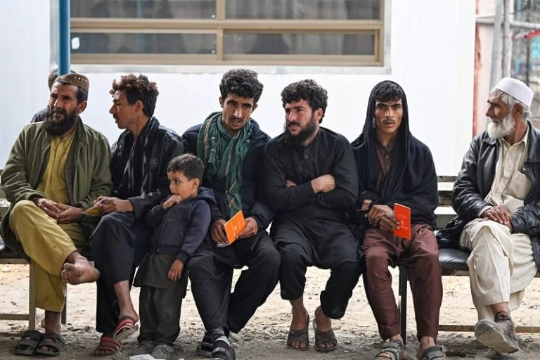 Afghan-refugees-(1)1701351241-3