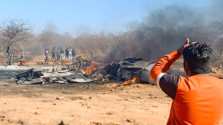 india-plane-crash-site