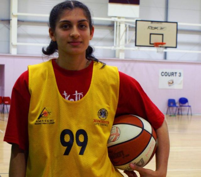 Rehana Khalil, only basketball player who wears a Hijab