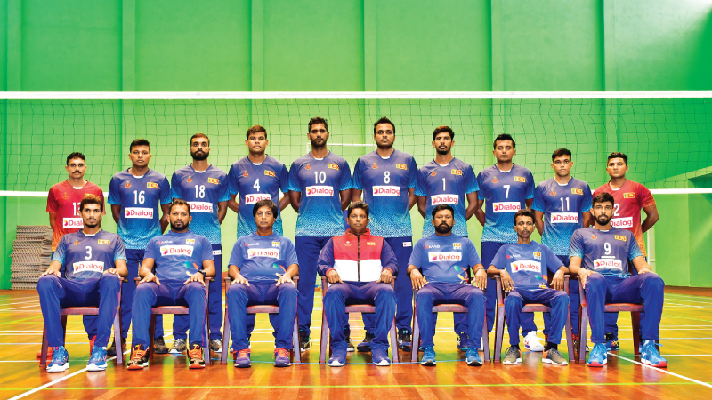 Lankan spikers off to Pakistan