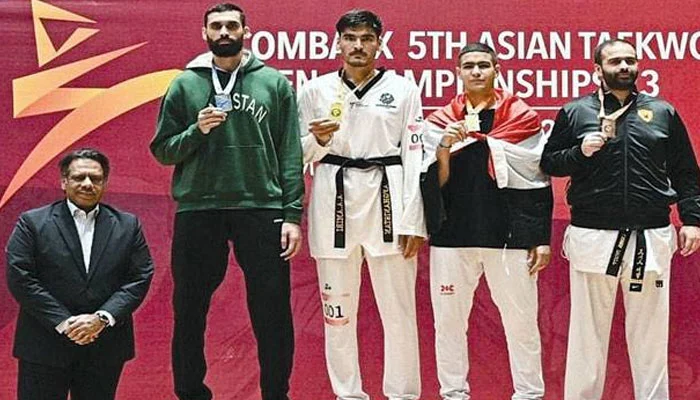 Shahzeb wins first Asian taekwondo silver medal for Pakistan