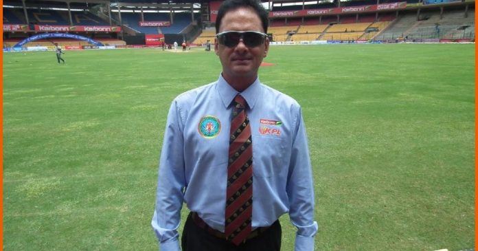 Former Indian fast bowler David Johnson died at the age of 52