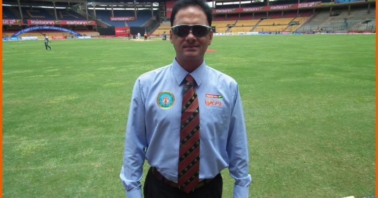 Former Indian fast bowler David Johnson died at the age of 52