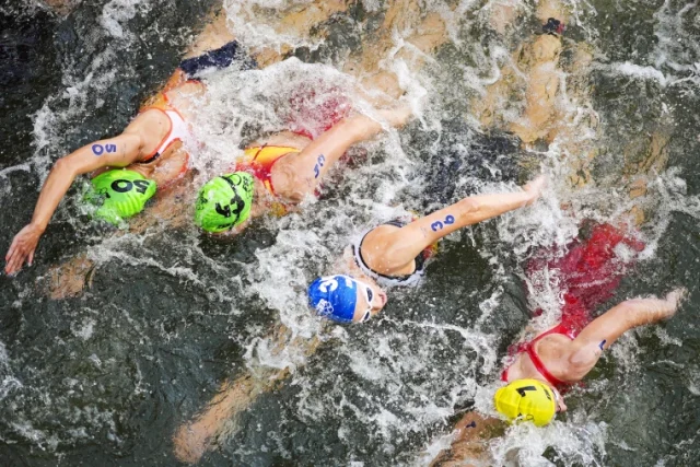 France's Beaugrand wins gold after Seine passes water quality tests