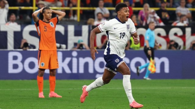 Ollie Watkins' bolt stuns Netherlands and sends England to final 