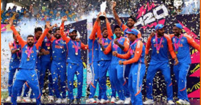 BCCI conducts open top bus parade in Mumbai for World Cup winning team