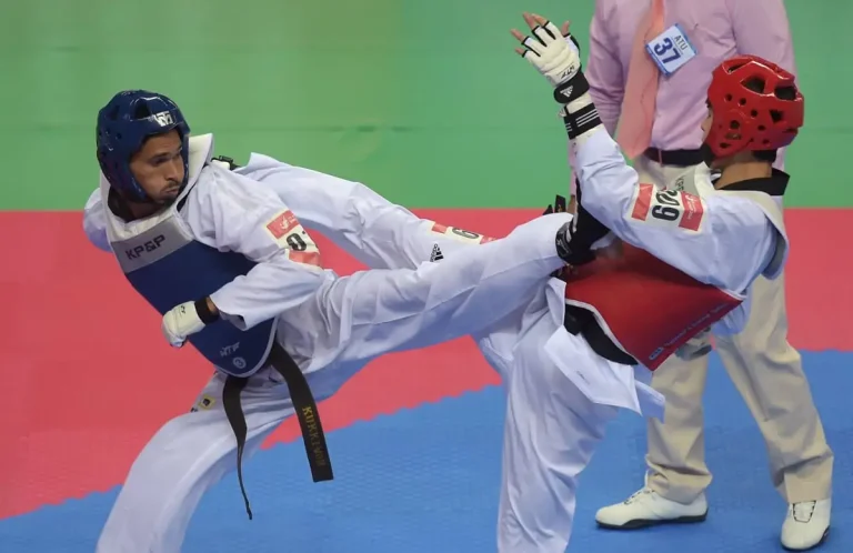 Pakistan Army dominated the first day of the National Under-17 Taekwondo Championship