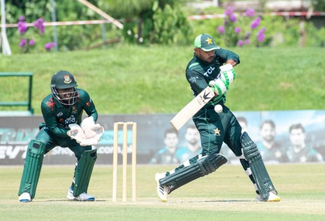 Usman Khan hitting a six-PCB