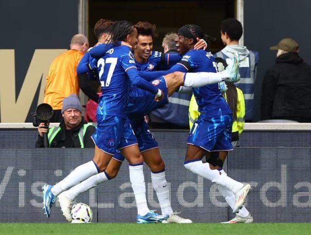 Crystal Palace salvage draw at Chelsea with Eze's second-half strike