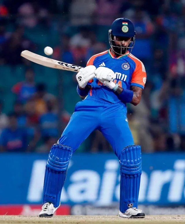 Hardik Pandya playing no look shot-Image Credit: BCCI