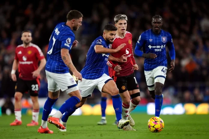 Premier League Manchester United and Ipswich draw 1-1