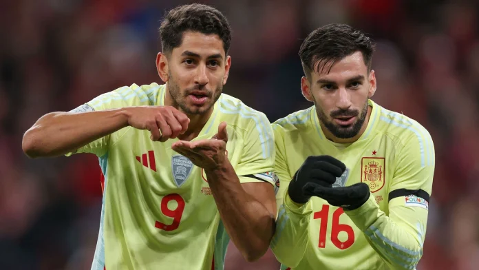 Nations League: Spain beats Denmark to top group