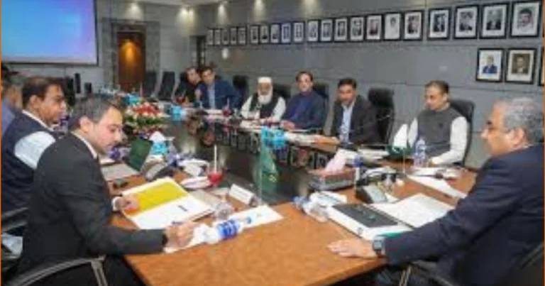 PCB Chairman meets ICC officials in Dubai ahead of board meeting-PCB