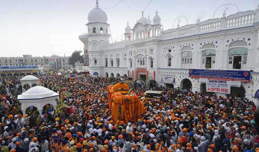 nankana-sahib-guru-nanak-birth-anniversary