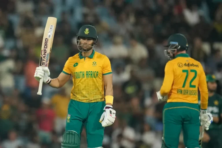 Hendricks' brilliant century, South Africa beat Pakistan by 7 wickets to win the T20 series-AFP