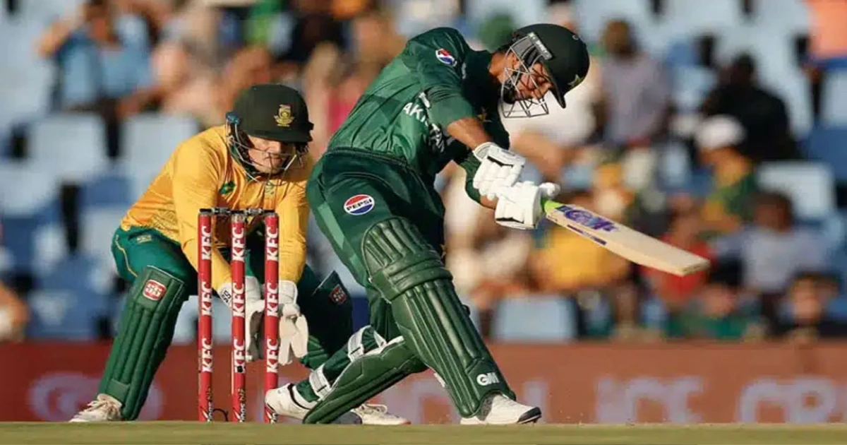 The first ODI between Pakistan and South Africa will be played today.-AFP