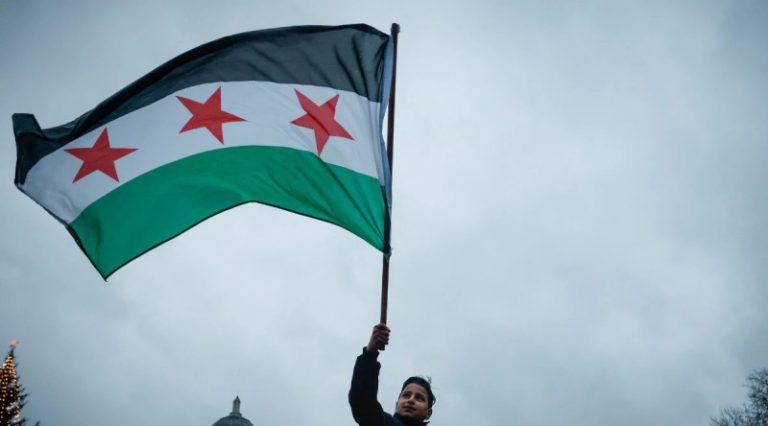 will-syrias-independence-flag-become-its-new-national-symbol-800x533