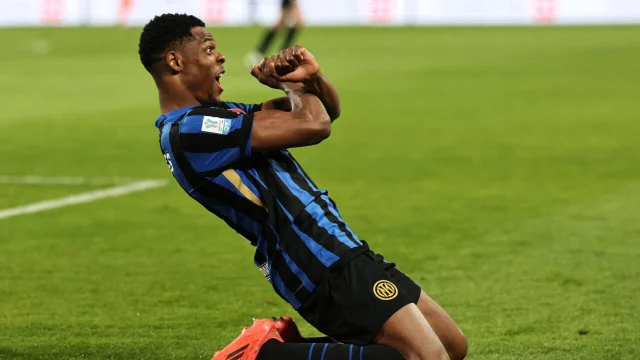 Denzel Dumfries' goals send Inter Milan into Italian Super Cup final