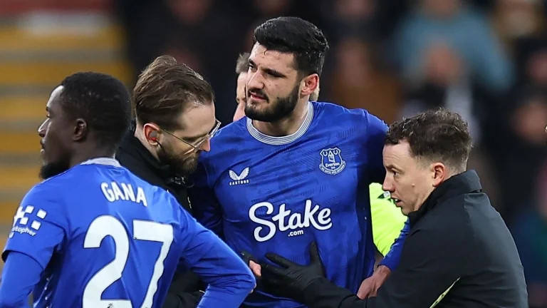 Everton's Broja out for up to 12 weeks with injury