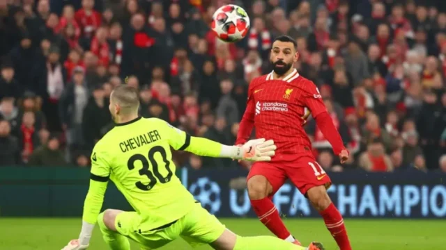 Brilliant Mohamed Salah keeps Reds top of the Champions League