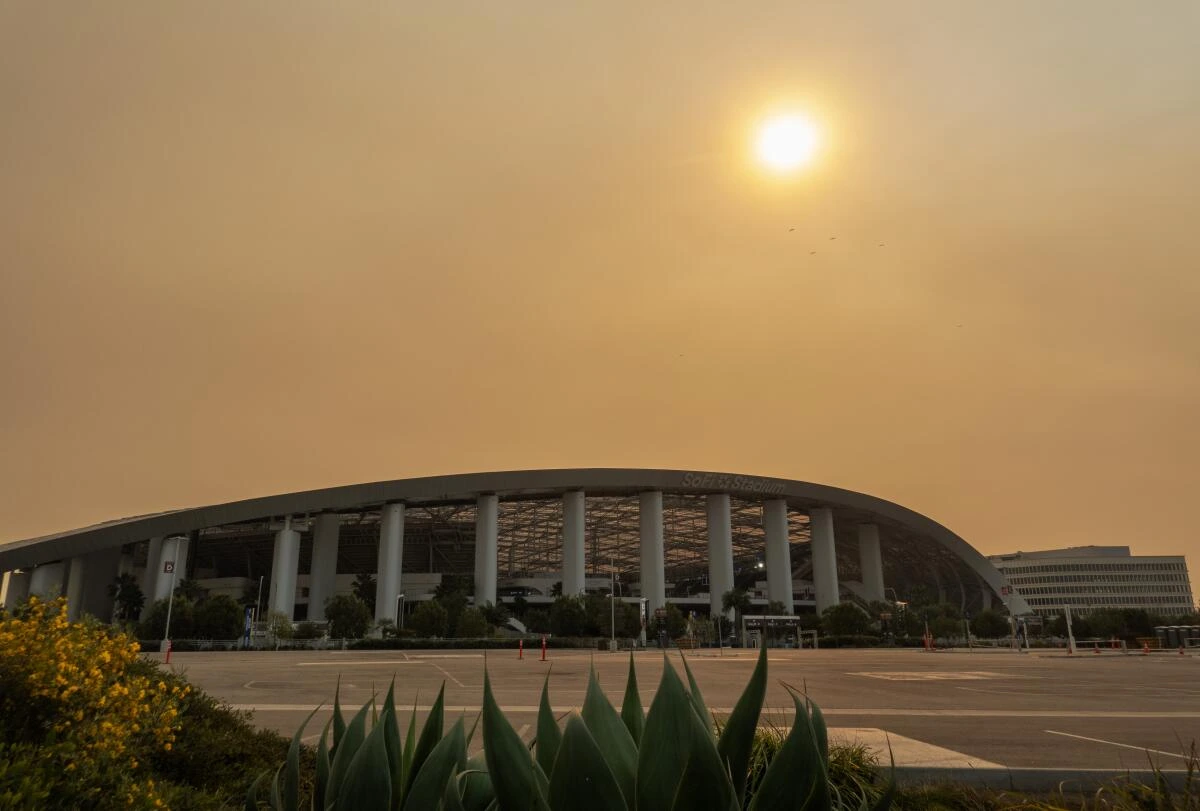 Los Angeles sports teams announce $8 million in aid for fire victims