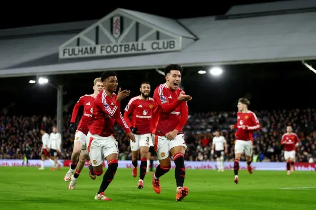 Premier League: Manchester United beat Fulham 1-0