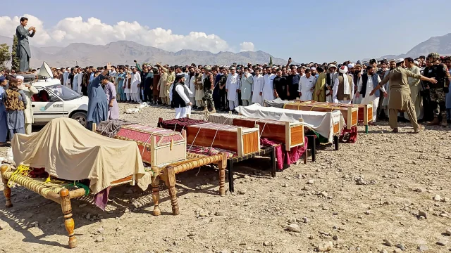 A funeral in the Kurram district of Pakistan in October for Sunni Muslims killed in sectarian fighting