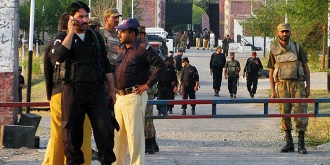 Khyber Pakhtunkhwa: Terrorists attack police post in Bannu, 2 officers killed