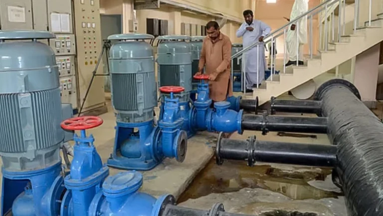 US aid cuts off, water supply plan halted in hottest city Jacobabad