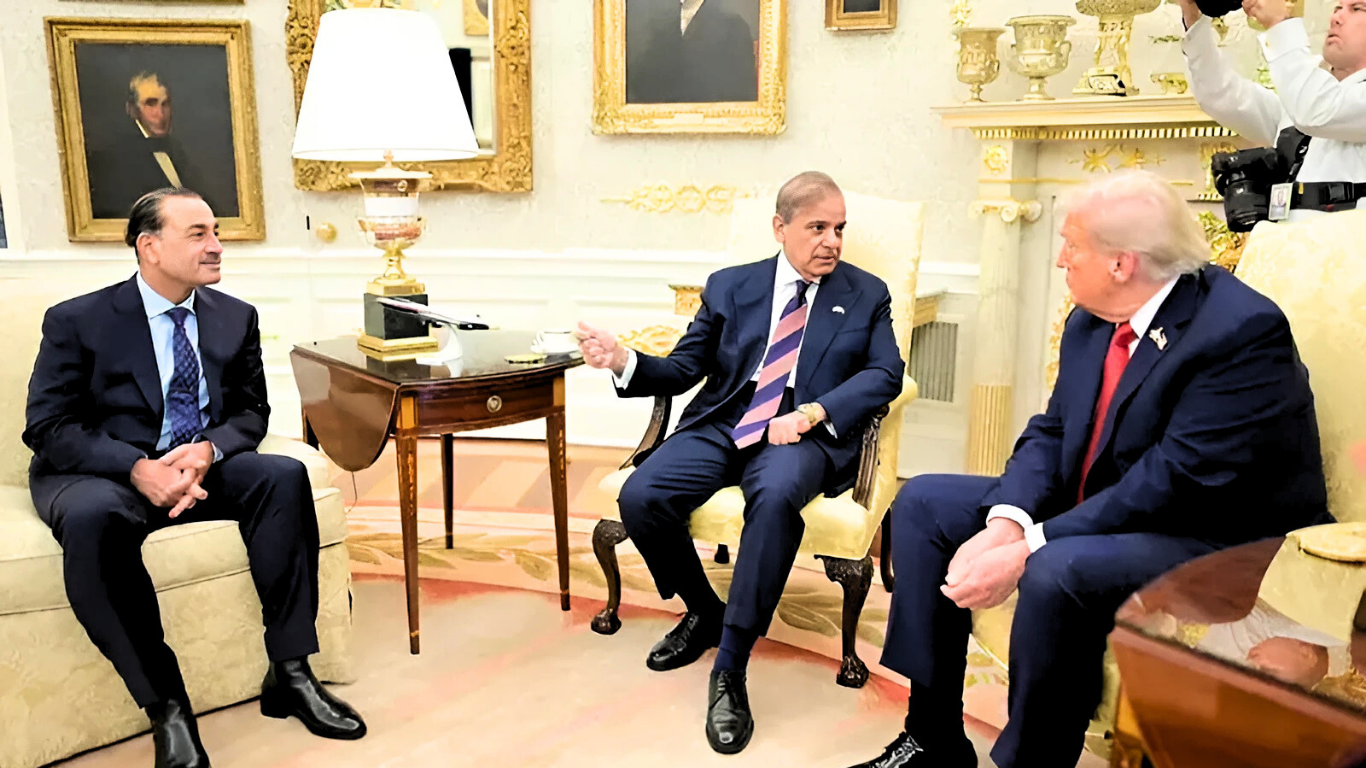 Announcement Trump and Shehbaz Sharif agree on regional security and cooperation in meeting