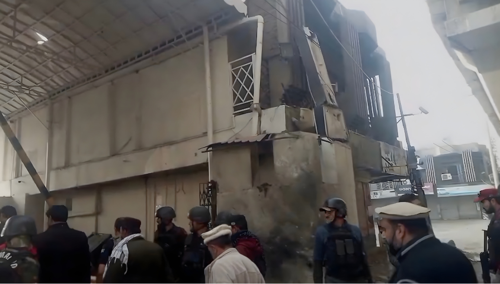 Peshawar Suicide attack on police compound, 3 killed including bomber, 3 officers martyred