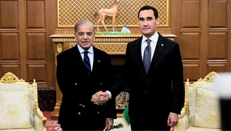 Pakistan decides to increase connectivity with Turkmenistan through land and sea routes