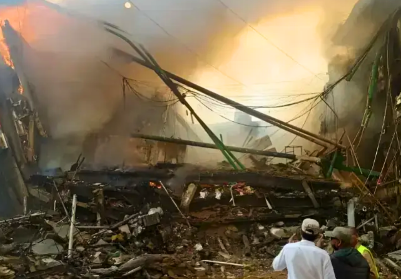 Fears of national tragedy Horrific fire in Karachi's Gul Plaza Death toll rises to 14, more than 70 missing