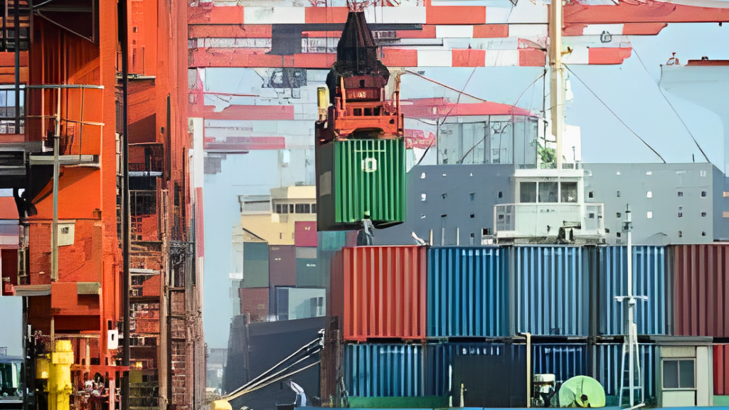 Government prepares for export emergency, sets target of 40% increase