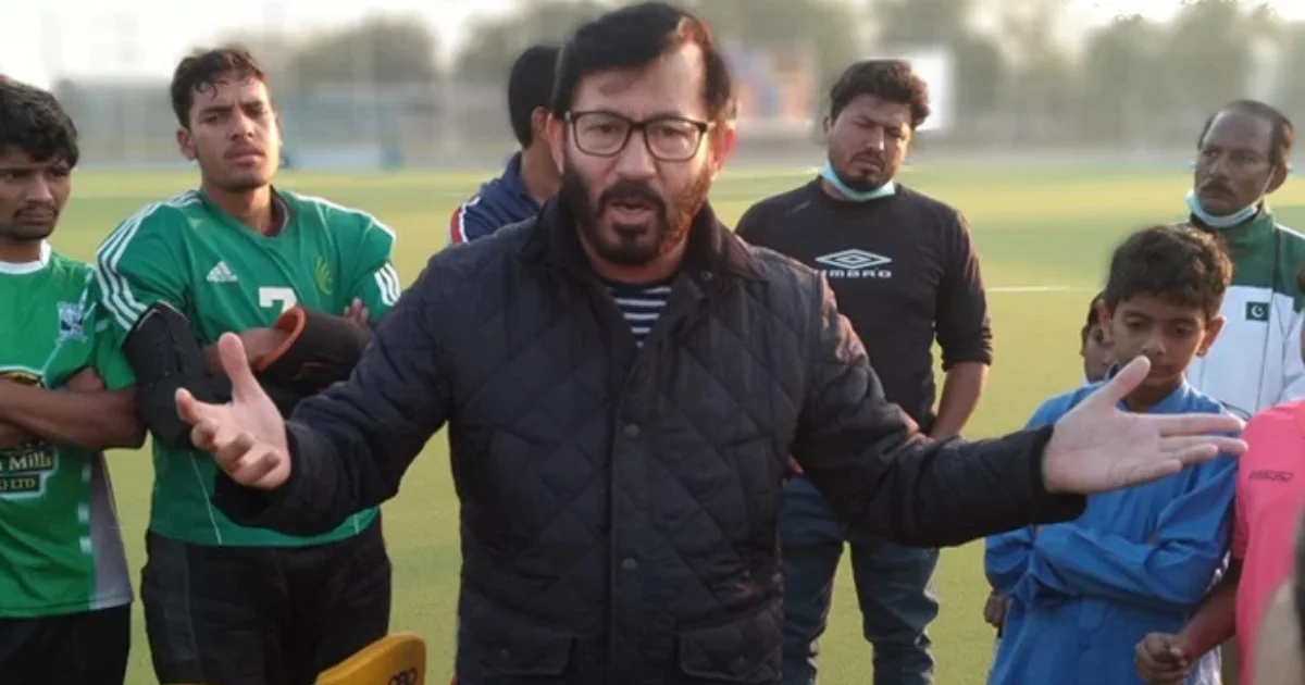 Olympian Khawaja Junaid appointed head coach of Pakistan hockey team-X