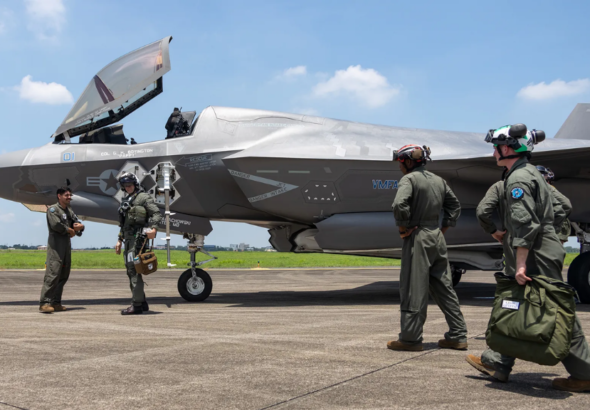 Impact of Middle East operations US arms stockpiles under pressure, important meeting at the White House