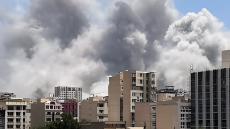 Iran's latest missile attack, Trump's claims of negotiations rejected - tensions in the Middle East escalate again