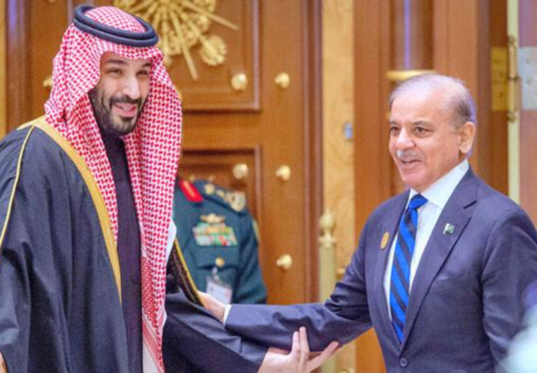 Prime Minister Shehbaz Sharif leaves for Saudi Arabia on a short visit, important meeting with Mohammed bin Salman expected