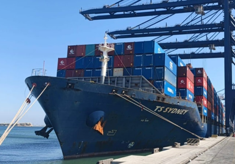 Strait of Hormuz Crisis Pakistan Opens Karachi Port to Global Trade