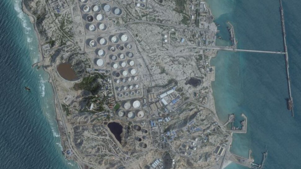 Trump threatens to target Iran's Kharg oil hub if US tries to close Strait of Hormuz