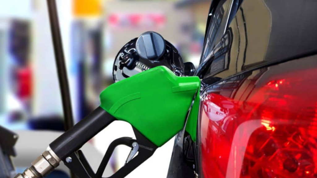 no-fuel-crisis-pakistan-has-ample-reserves-till-march-31-government-assures