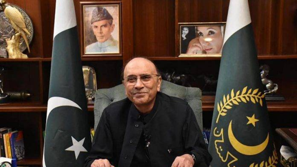 High-level meetings in China, President Zardari's visit begins today