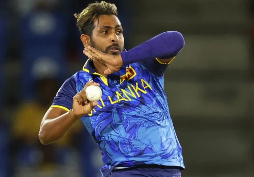 Sri Lankan bowler Nuwan Thisara reaches court against his own board-AFP