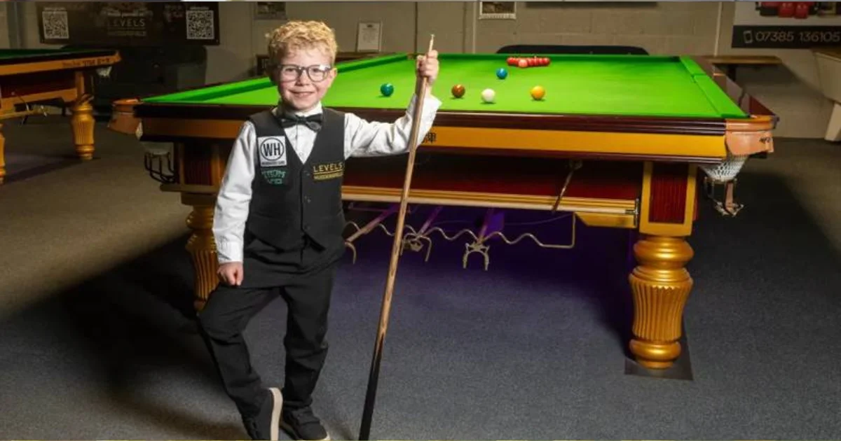 A 5-year-old British boy has become the new surprising talent in the snooker world.-X