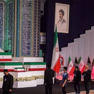 ایران میں آیت اللہ علی خامنہ ای کی آخری رسومات، وزیراعظم شہباز شریف تہران پہنچ گئے
