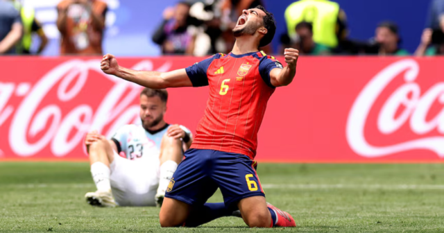 اسپین نے بیلجیئم کو 2-1 سے شکست دے کر سیمی فائنل کے لیے کوالیفائی کر لیا