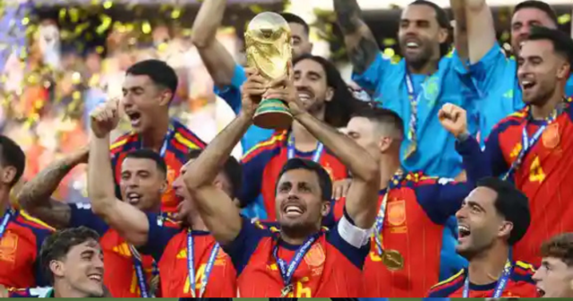 اسپین ارجنٹینا کو 1-0 سے ہرا کر فٹبال کا نیا عالمی چیمپئن بن گیا