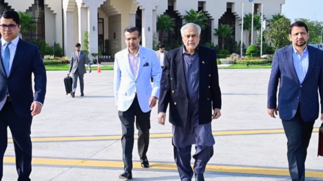 ورلڈ اے آئی کانفرنس: پاکستان کا بڑا قدم، اسحاق ڈار عالمی مصنوعی ذہانت تنظیم کے قیام میں شریک