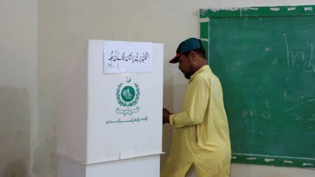 باغ، حویلی میں انتخابی دنگل شروع، 4 نشستوں پر 82 امیدوار آمنے سامنے