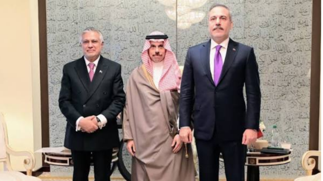 پاکستان، سعودی عرب اور ترکیہ کا دفاعی رابطہ مزید مضبوط، چیف آف اسٹاف اجلاس کی تیاری